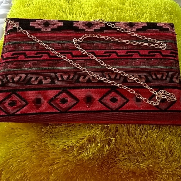 Handbag - Picture 2 of 3